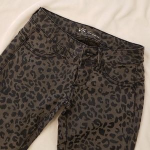 Leopard print jeans